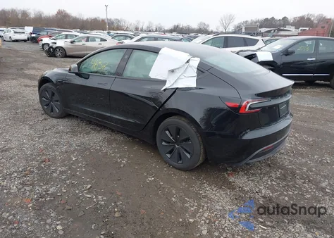 2025 Tesla Model 3 Long Range Rear-Wheel Drive/Standard из США, поврежденный, VIN 5YJ3E1EA3SF062602